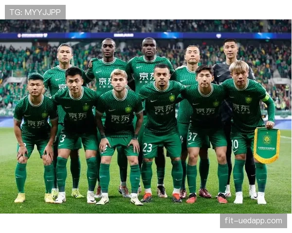 国安新赛季备战启动阵容调整，锋线组合磨合成型展现训练成果